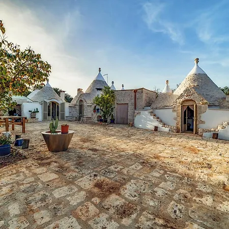 Trulli Magalo Челье-Мессапика