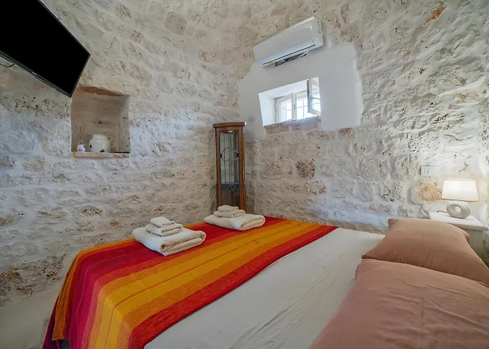Trulli Magalo Челье-Мессапика